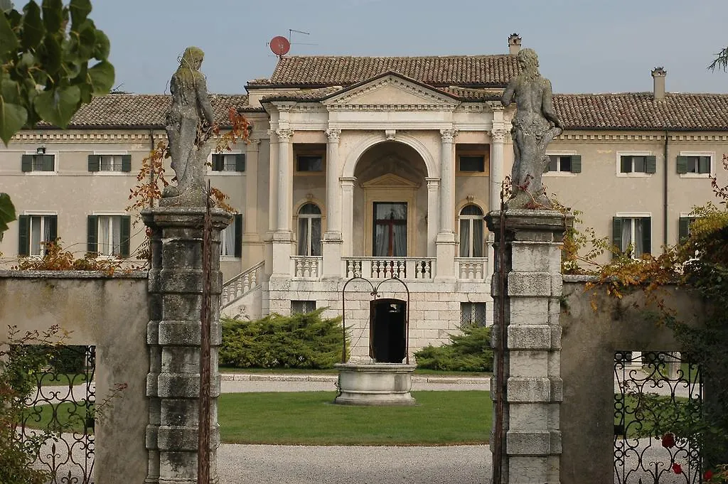 Relais Corte Paradiso Peschiera del Garda 0*,