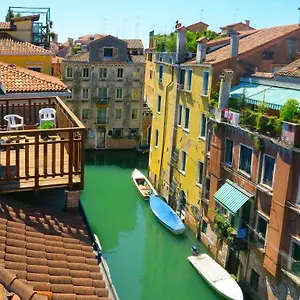 https://c-dolce-attico.hotelslidodijesolo.com