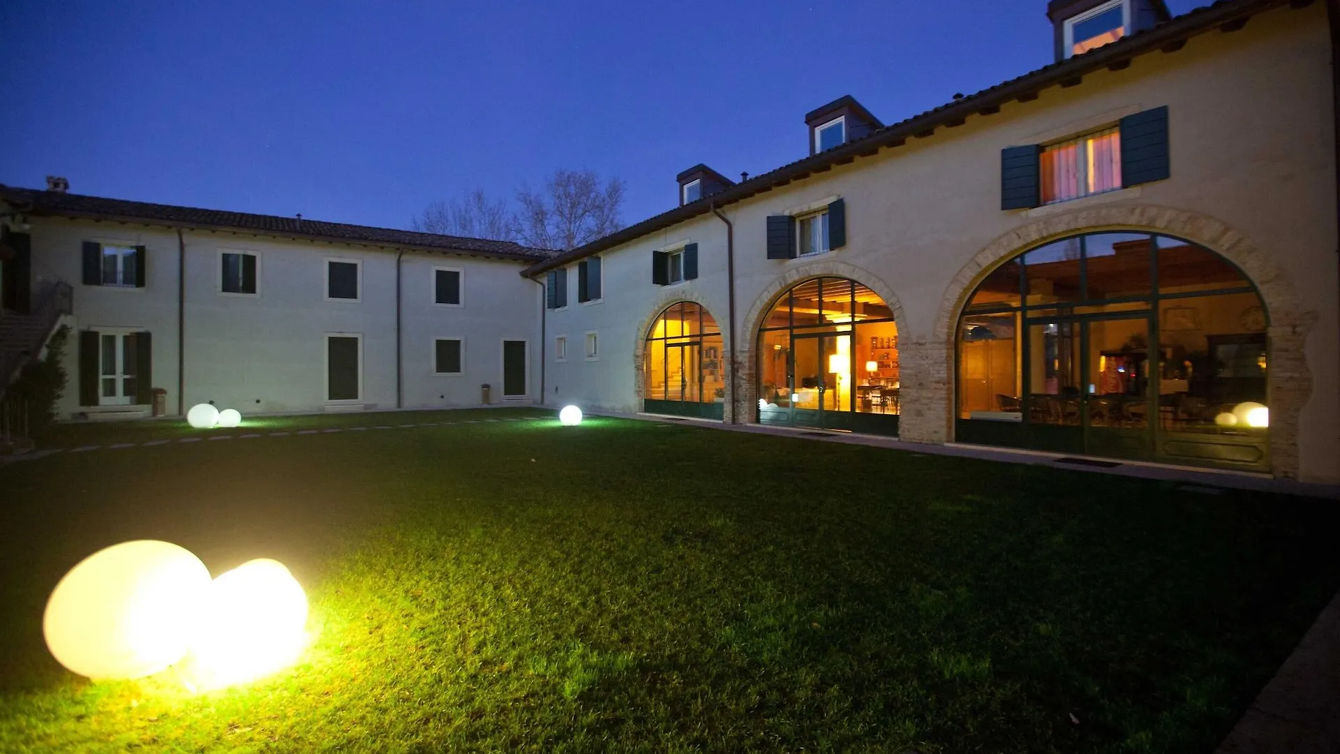 Relais Corte Paradiso Peschiera del Garda Italie