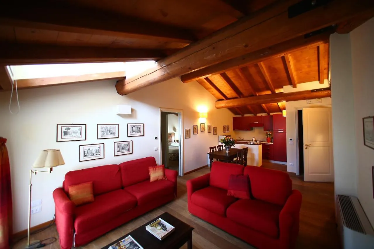 Relais Corte Paradiso Peschiera del Garda Appartement