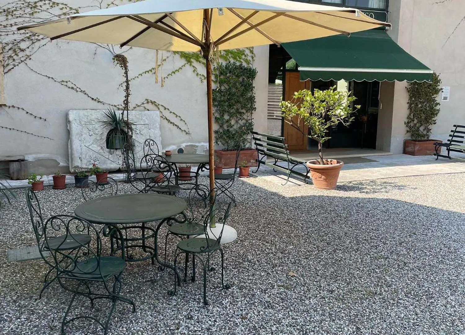 Relais Corte Paradiso Peschiera del Garda 0*,