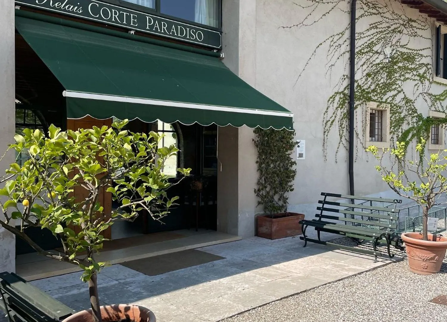 Apartment Relais Corte Paradiso Peschiera del Garda